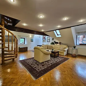 Appartement Nina With Private Terrace Tour As, Ljubljana