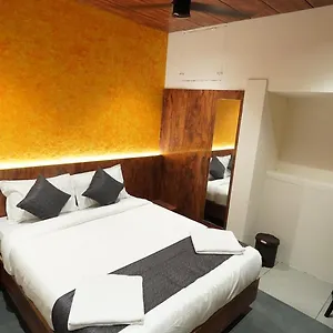 https://hive.kerala-hotels.net