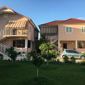 Islami , Durrës Albania